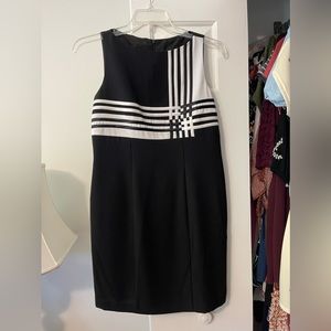 Women’s Black Sleeveless Dress - Size 10P